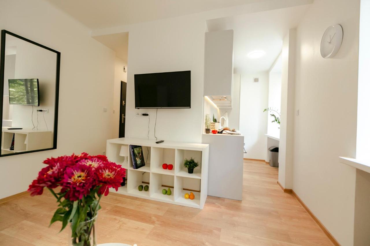 Jana Pawla II 36 - Bezplatny Podziemny Garaz - Free Parking - W Pelni Wyposazone Studio - Better Rental Warszawa Eksteriør bilde